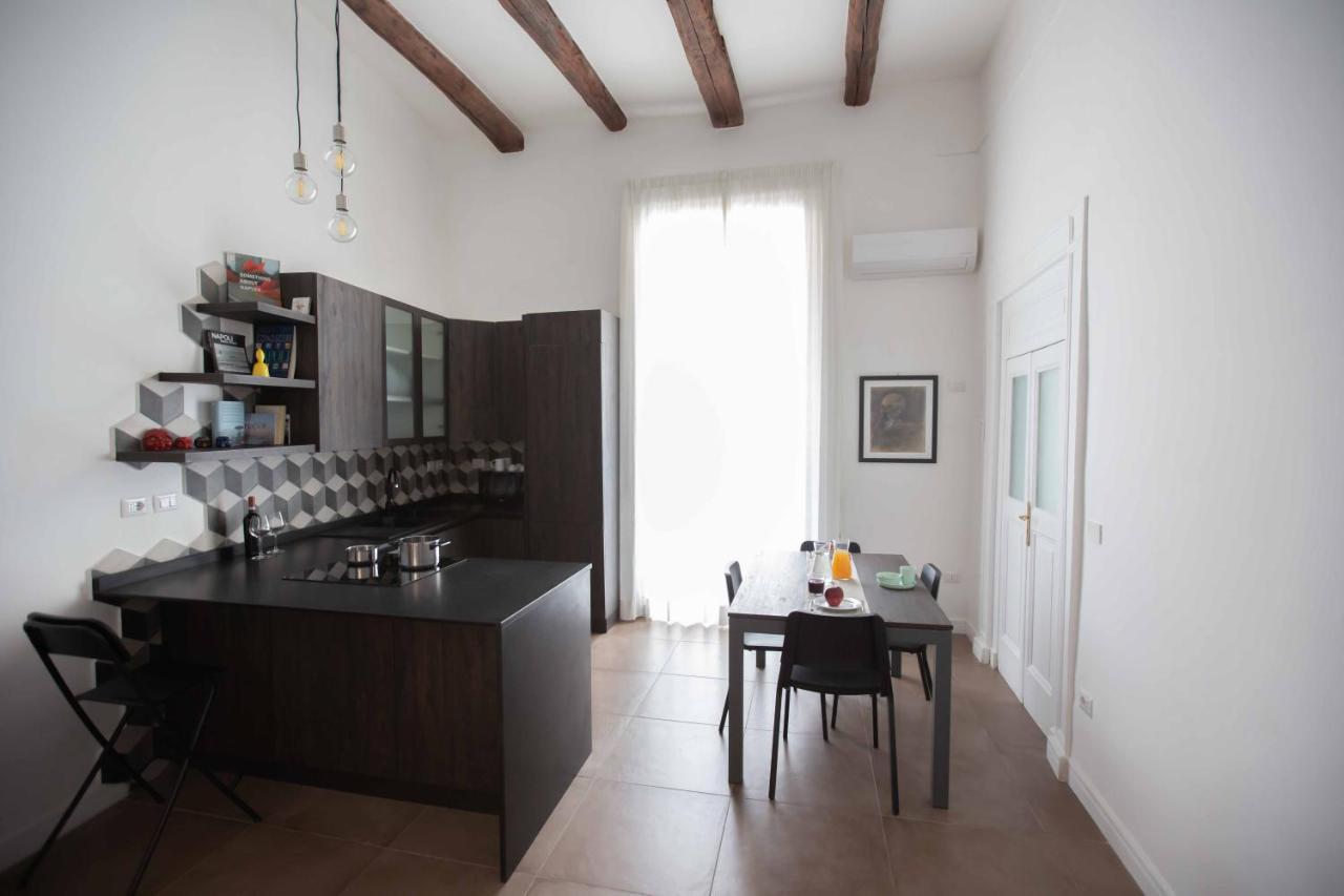 Domus Delia Luxury Apartment 那不勒斯 外观 照片
