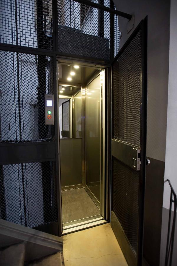 Domus Delia Luxury Apartment 那不勒斯 外观 照片